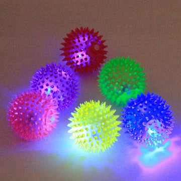 Dog Toy Pet Luminous Toy Ball Squeaky Bite Resistant Elastic Hedgehog Ball Small, Medium and Large Dog Bites Toy Spiky Ball